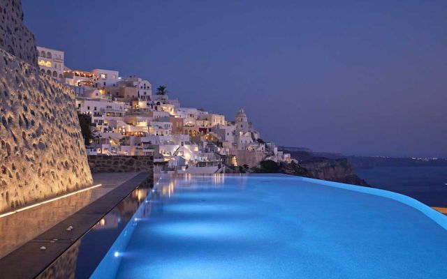Villa Bordeaux (Swimming Pools)